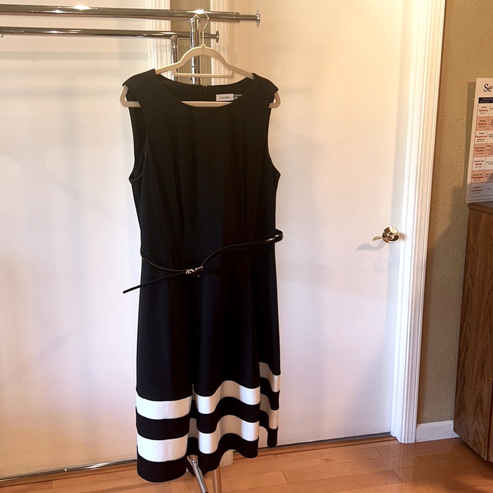 Black Calvin Klein 14w dress